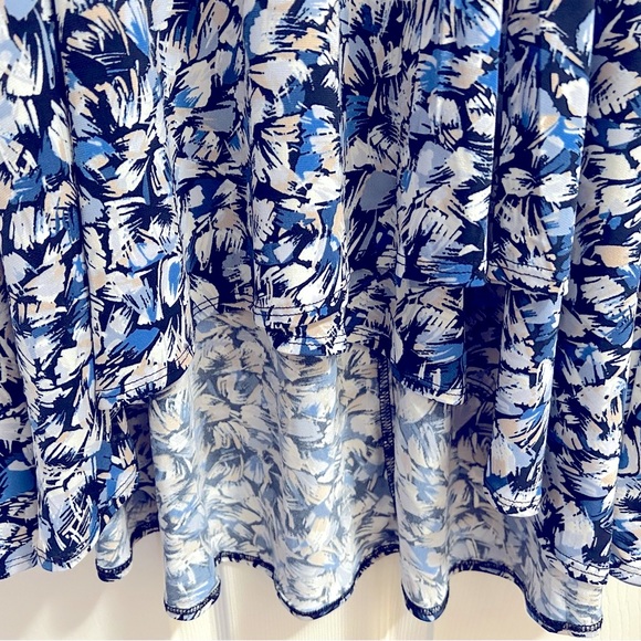 Perceptions Petite Dress - Picture 2 of 3